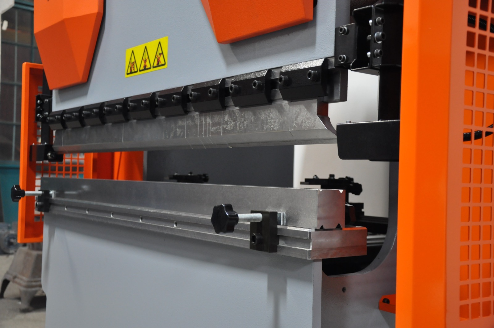 Mini Press Brake